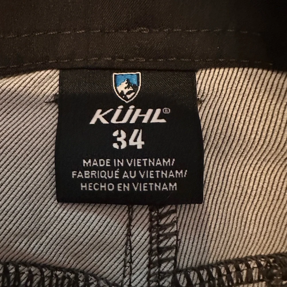 Kuhl men’s shift Amphibia carbon 34 pockets nylon blend snap drawstring shorts - Picture 15 of 16